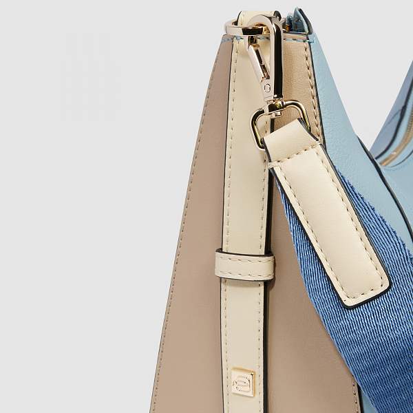 Женская сумка Piquadro BD6657W92/AZBE2 кожаная голубая Piquadro, Артикул: BD6657W92/AZBE2 фото №1