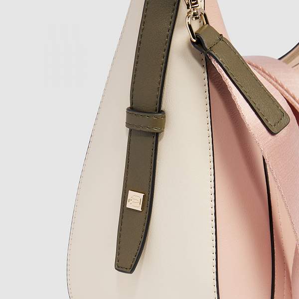 Женская сумка Piquadro BD6657W92/ROBI кожаная розовая Piquadro, Артикул: BD6657W92/ROBI фото №1