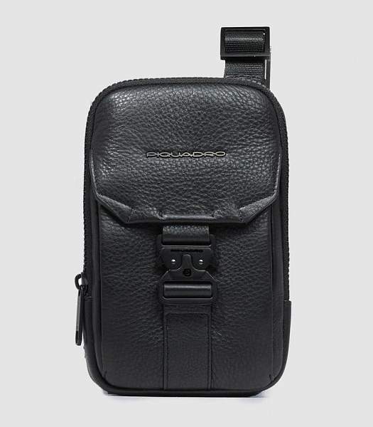 Сумка через плечо Piquadro AC6546S135R/N кожаная Piquadro, Артикул: AC6546S135R/N фото №1