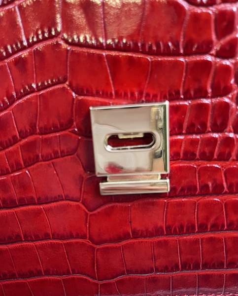 Сумка NARVIN из натуральной кожи на цепочке 9811-Croco Red Vasheron, Артикул: 9811-Croco Red фото №1