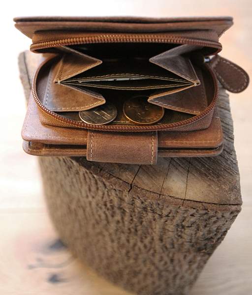 Бумажник женский KLONDIKE «Kitty», натуральная кожа в светло-коричневом цвете, 9 х 12,5 х 3 см KD1029-02 KLONDIKE 1896, Артикул: KD1029-02 фото №1