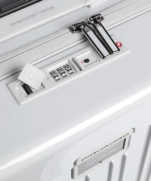 Чемодан для ручной клади из поликарбоната Piquadro BV4425POP/BI белый Piquadro, Артикул: BV4425POP/BI фото №1