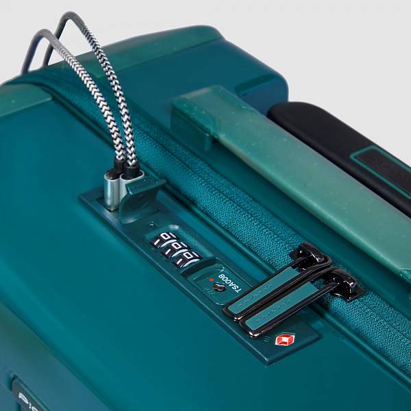 Чемодан для ручной клади из поликарбоната Piquadro BV4425POP/VE зелёный Piquadro, Артикул: BV4425POP/VE фото №1