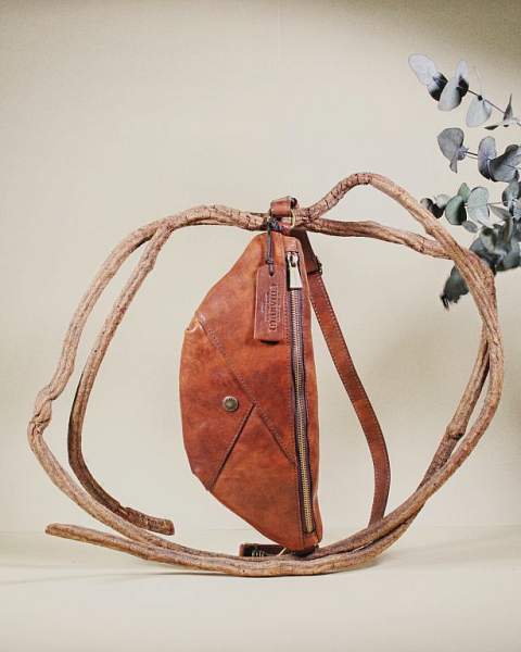 Сумка на пояс Chiarugi из натуральной кожи 52019 marr Chiarugi, Артикул: 52019 marr фото №1