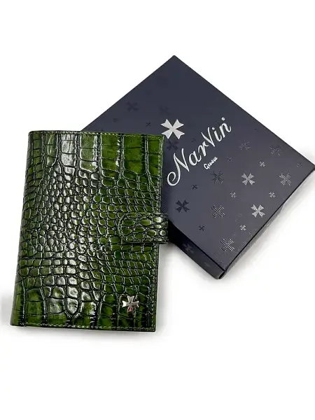 Обложка для автодокументов и паспорта NARVIN из натуральной кожи Vasheron, Артикул: 9175-Croco Green фото №1
