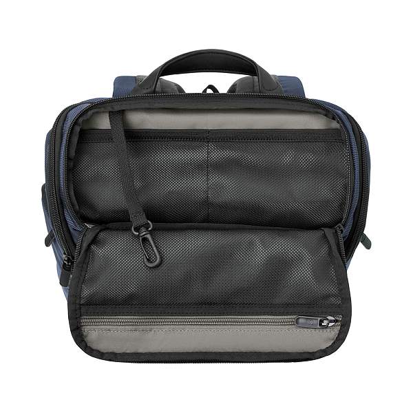 Рюкзак VICTORINOX Altmont Professional Fliptop Laptop Backpack 15'', синий, полиэфирная ткань, 33x26x49 см, 26 л 653287 Victorinox, Артикул: 653287 фото №1