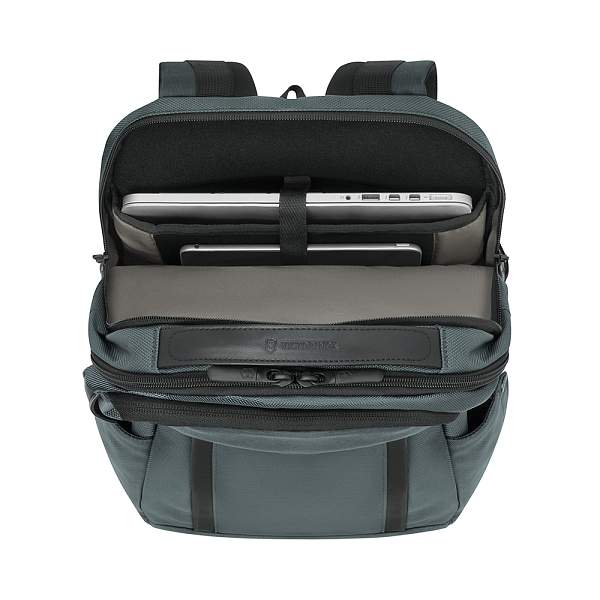 Рюкзак VICTORINOX Altmont Professional Deluxe Travel Laptop 15'', зеленый, полиэфирная ткань, 30x26x46 см, 25 л 653292 Victorinox, Артикул: 653292 фото №1
