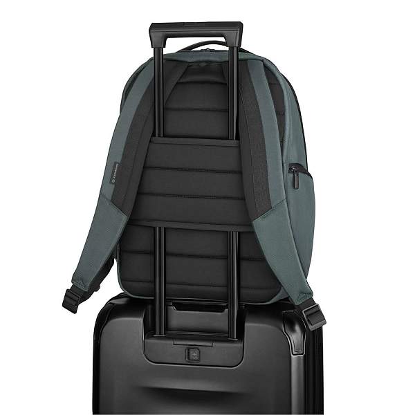 Рюкзак VICTORINOX Altmont Professional Essential Laptop Backpack 15'', зеленый, полиэфир, 34x27x43 см, 24 л 653290 Victorinox, Артикул: 653290 фото №1
