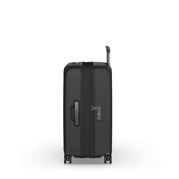 Чемодан VICTORINOX Airox Advanced, черный матовый, 100% поликарбонат Makrolon, 46x29x69 см, 75 л 612589 Victorinox, Артикул: 612589 фото №1