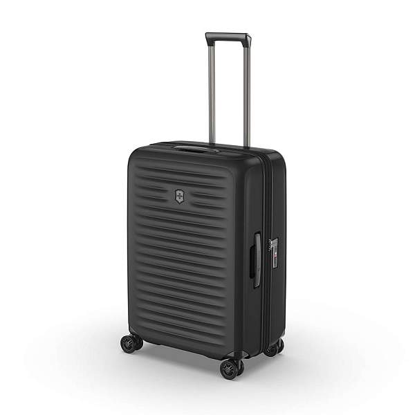 Чемодан VICTORINOX Airox Advanced, черный матовый, 100% поликарбонат Makrolon, 46x29x69 см, 75 л 612589 Victorinox, Артикул: 612589 фото №1