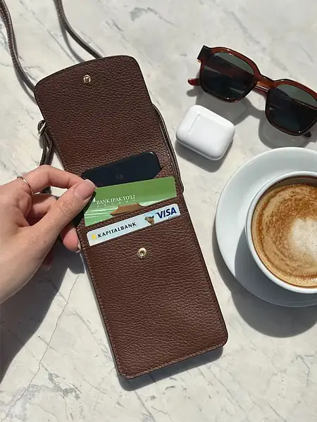 Сумка-чехол для телефона кожаная Petek 22085P.X10.A02 Petek, Артикул: 22085P.X10.A02 фото №1