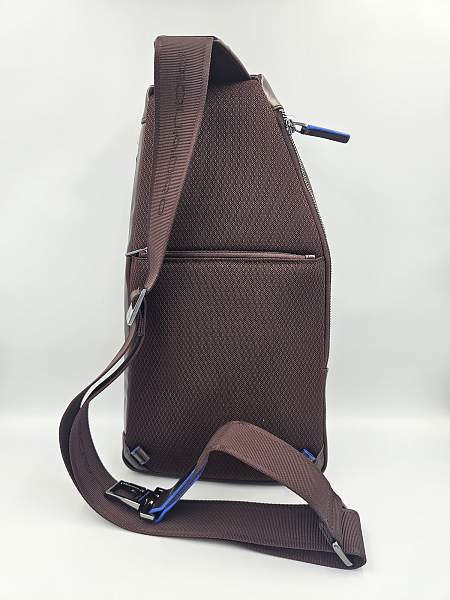 Рюкзак с одной лямкой Piquadro Piquadro, Артикул: CA5577B2/MO фото №1