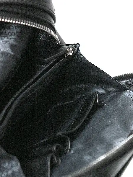 Сумка мужская кожаная Petek 3871.067.01 Petek, Артикул: 3871.067.01 фото №1