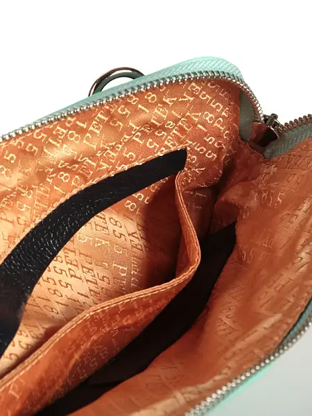 Сумка женская кожаная Petek 3887/1.46D.118 Petek, Артикул: 3887/1.46D.118 фото №1