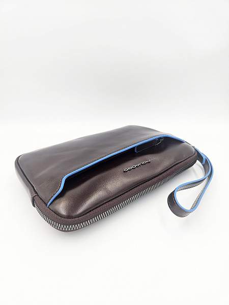 Клатч кожаный Piquadro Piquadro, Артикул: AC5946B2R/MO фото №1