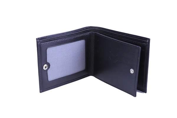 Портмоне Petek из натуральной кожи 204/1.000.01 Petek, Артикул: 204/1.000.01 фото №1