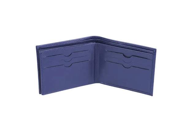 Портмоне Petek из натуральной кожи 204/1.000.88 Petek, Артикул: 204/1.000.88 фото №1