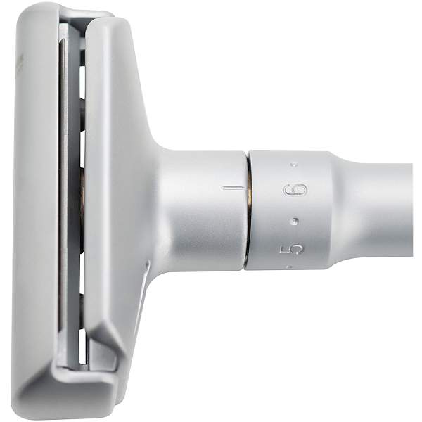 Набор бритвенный MERKUR FUTUR, 4 предмета: станок Т- образный, помазок, подставка, чаша, матовое хромированное покрытие, лезвия в комплекте (10 шт) 750002 MERKUR, Артикул: 750002 фото №1