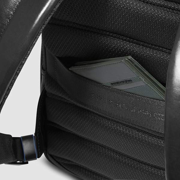 Рюкзак Piquadro CA6311B2/N с расширением кожаный черный Piquadro, Артикул: CA6311B2/N фото №1