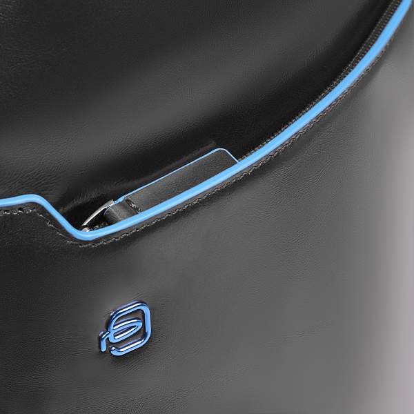 Рюкзак Piquadro CA6311B2/N с расширением кожаный черный Piquadro, Артикул: CA6311B2/N фото №1