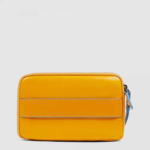 Клатч с двумя отделениями Piquadro AC6901B2R/G жёлтый Piquadro, Артикул: AC6901B2R/G фото №1