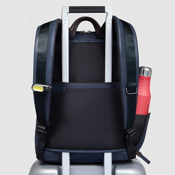 Кожаный рюкзак Piquadro CA3869AP/BLUTM мужской сине-коричневый Piquadro, Артикул: CA3869AP/BLUTM фото №1