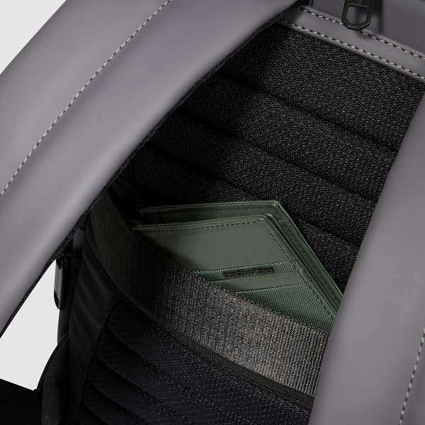 Мужской рюкзак Piquadro CA6464C2OW/GR серый Piquadro, Артикул: CA6464C2OW/GR фото №1