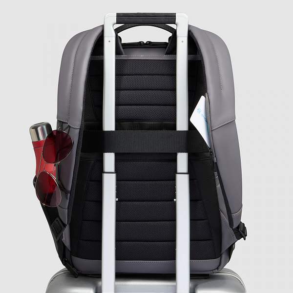Мужской рюкзак Piquadro CA6465C2OW/GR серый Piquadro, Артикул: CA6465C2OW/GR фото №1