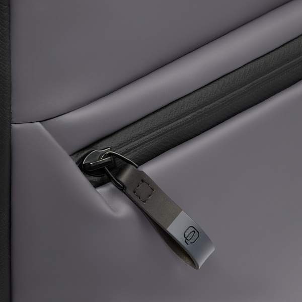 Мужской рюкзак Piquadro CA6465C2OW/GR серый Piquadro, Артикул: CA6465C2OW/GR фото №1