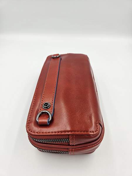 Барсетка Piquadro AC2141B2R/CU4 Piquadro, Артикул: AC2141B2R/CU4 фото №1