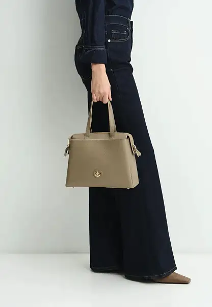 Сумка из натуральной кожи NARVIN 9821-Sand Platina Vasheron, Артикул: 9821-Sand Platina фото №1