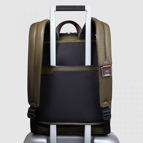 Кожаный рюкзак Piquadro CA6311AP/VETM мужской зелено-коричневый Piquadro, Артикул: CA6311AP/VETM фото №1