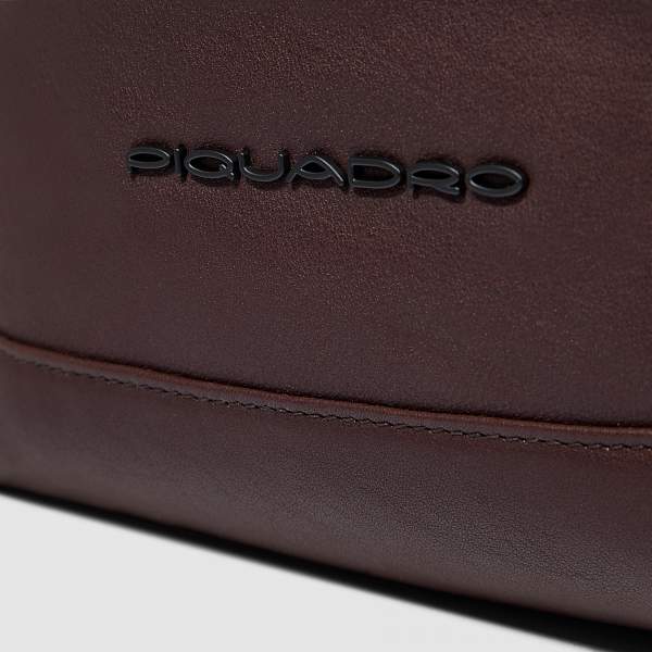 Рюкзак с одной лямкой Piquadro CA6784AP/TM кожаный коричневый Piquadro, Артикул: CA6784AP/TM фото №1