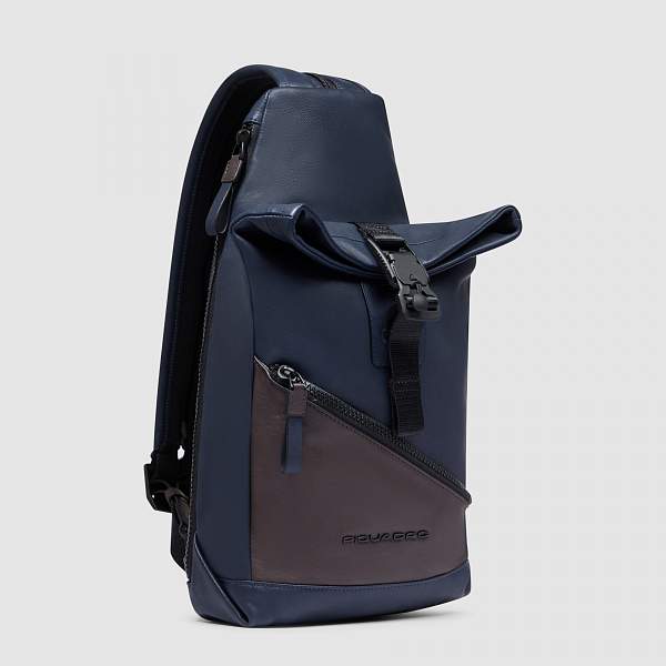 Рюкзак с одной лямкой Piquadro CA6784AP/BLUTM кожаный сине-коричневый Piquadro, Артикул: CA6784AP/BLUTM фото №1