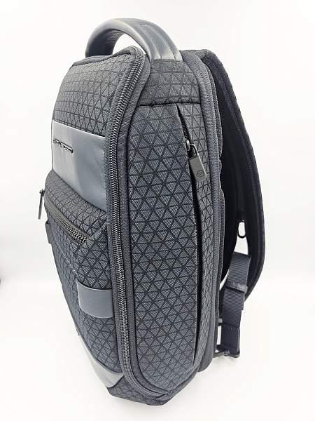 Рюкзак с одной лямкой Piquadro CA6826W139/BLU синий Piquadro, Артикул: CA6826W139/BLU фото №1