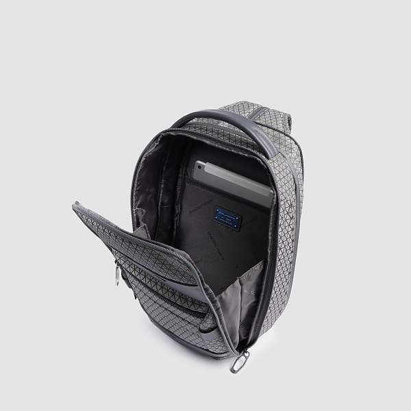 Рюкзак с одной лямкой Piquadro CA6826W139/GR серый Piquadro, Артикул: CA6826W139/GR фото №1