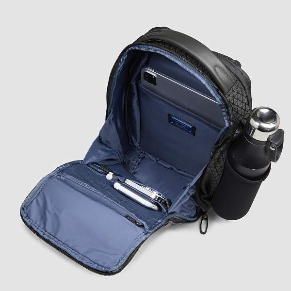 Рюкзак с одной лямкой Piquadro CA6826W139/N черный Piquadro, Артикул: CA6826W139/N фото №1