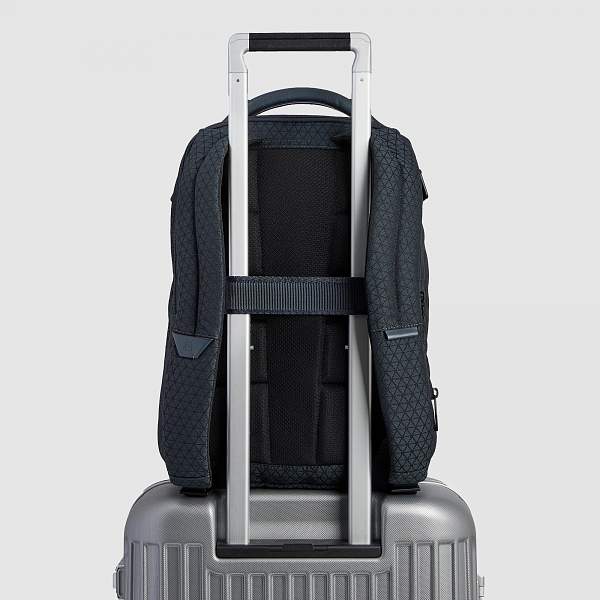 Рюкзак для путешествий Piquadro CA6827W139/BLU синий Piquadro, Артикул: CA6827W139/BLU фото №1