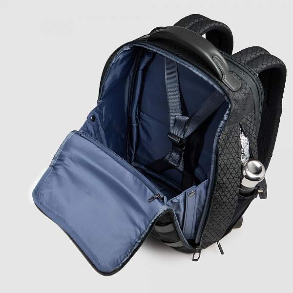 Рюкзак для путешествий Piquadro CA6827W139/N черный Piquadro, Артикул: CA6827W139/N фото №1