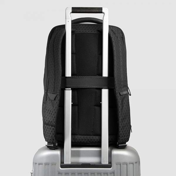 Рюкзак для путешествий Piquadro CA6829W139/N черный Piquadro, Артикул: CA6829W139/N фото №1