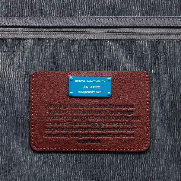 Чемодан из поликарбоната Piquadro BV6700PQLM/NCU с кодовым замком серый Piquadro, Артикул: BV6700PQLM/NCU фото №1