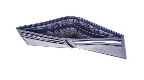 Портмоне мужское Petek из натуральной кожи 237.000.88 Petek, Артикул: 237.000.88 фото №1