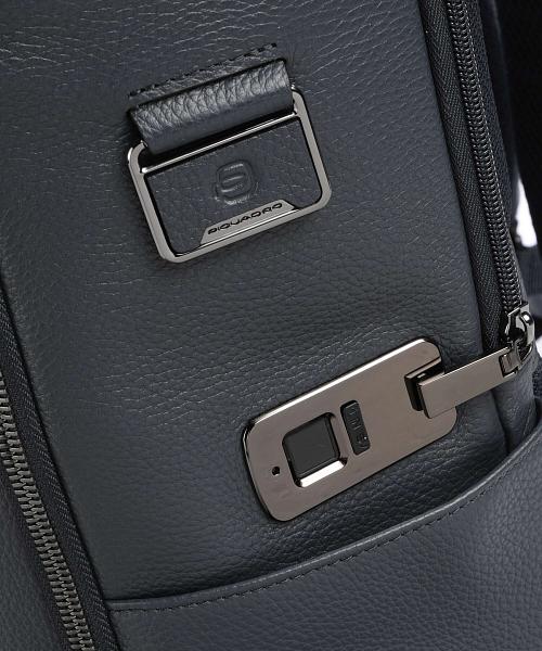 Рюкзак мужской кожаный Piquadro CA7106MOS/BLU  Piquadro, Артикул: CA7106MOS/BLU фото №1