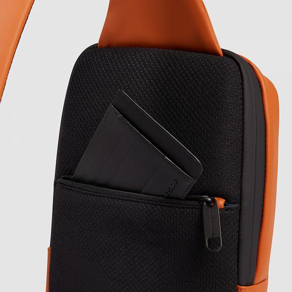 Рюкзак с одной лямкой Piquadro Corner 2.0 CA6466C2OW/CU Piquadro, Артикул: CA6466C2OW/CU фото №1