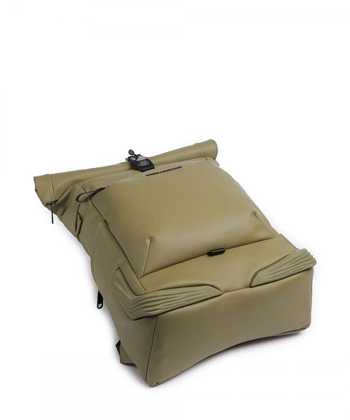 Мужской рюкзак Piquadro CA6291C2OW/VE3 оливковый Piquadro, Артикул: CA6291C2OW/VE3 фото №1