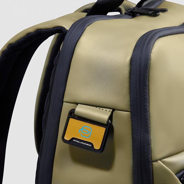 Мужской рюкзак Piquadro CA6465C2OW/VE3 оливковый Piquadro, Артикул: CA6465C2OW/VE3 фото №1