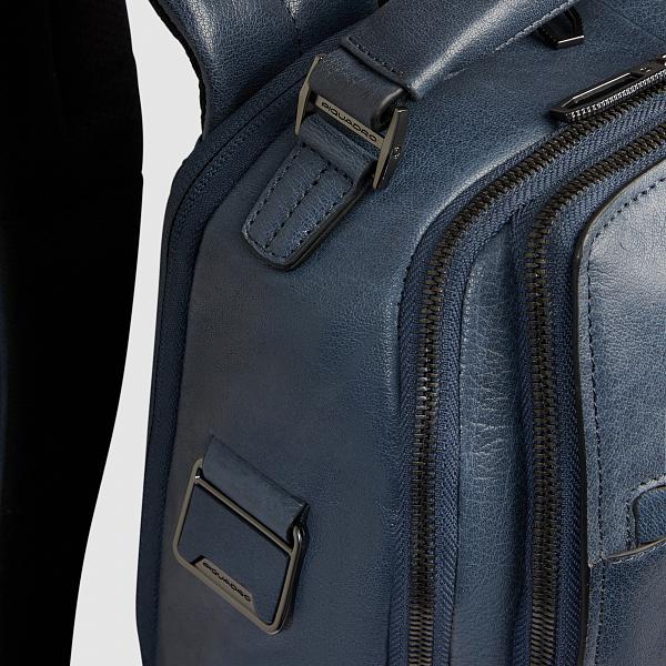 Рюкзак большой кожаный Piquadro CA7022S141/AV Piquadro, Артикул: CA7022S141/AV фото №1