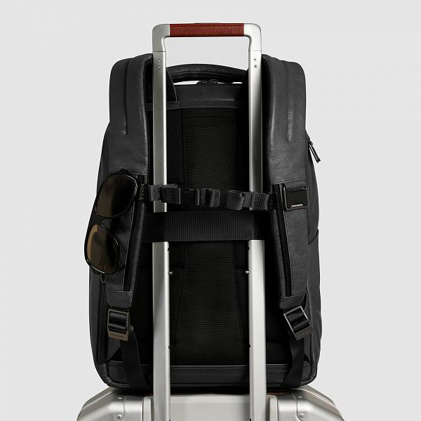 Рюкзак большой кожаный Piquadro CA7022S141/N Piquadro, Артикул: CA7022S141/N фото №1