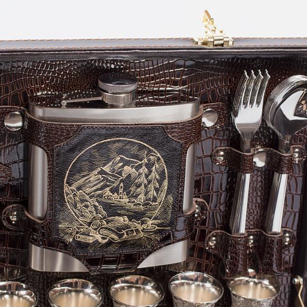 Подарочный набор для пикника «Люкс» коричневый (6 персон) AKSO 113КИ6-КОР-Р АКСО, Артикул: 113КИ6-КОР-Р фото №1