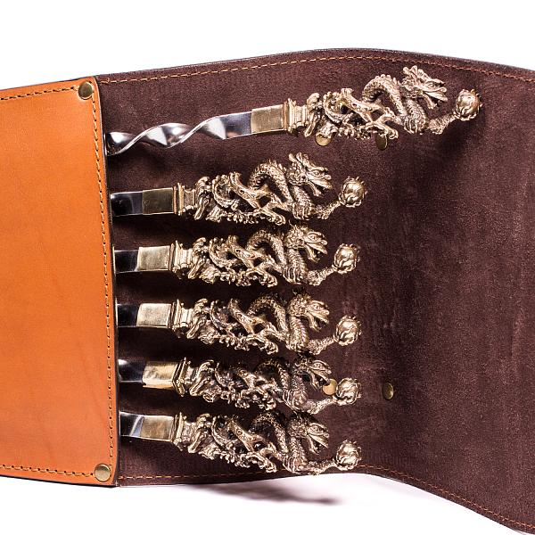 Подарочный набор шампуров (дракон) 6шт. в колчане из натуральной кожи AKSO 373ДР6-Г АКСО, Артикул: 373ДР6-Г фото №1